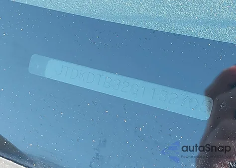 2016 Toyota Prius C Two z USA, uszkodzony, nr VIN JTDKDTB32G1132705